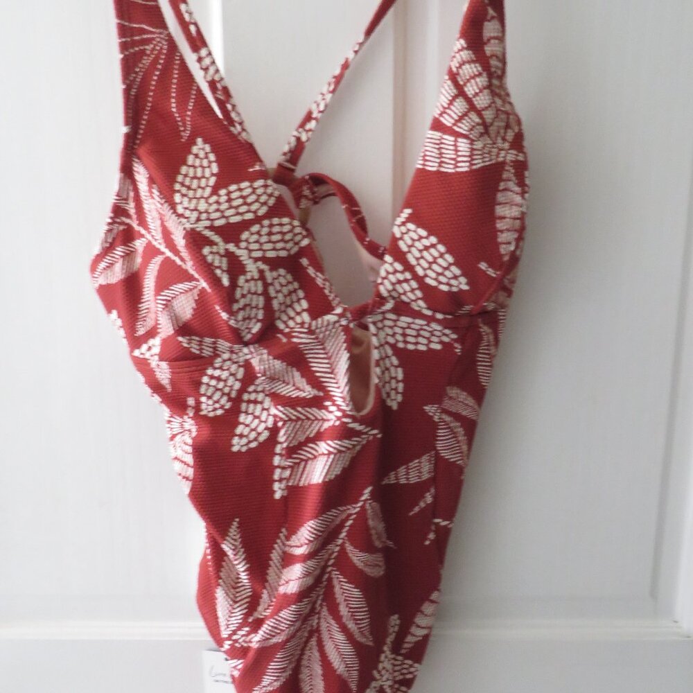 Cupshe brick red one piece suit with white leafy design